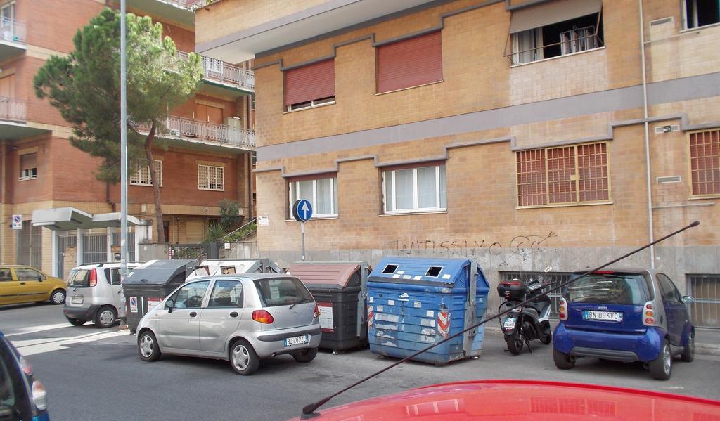 Roma Tourist House Hotel Buitenkant foto
