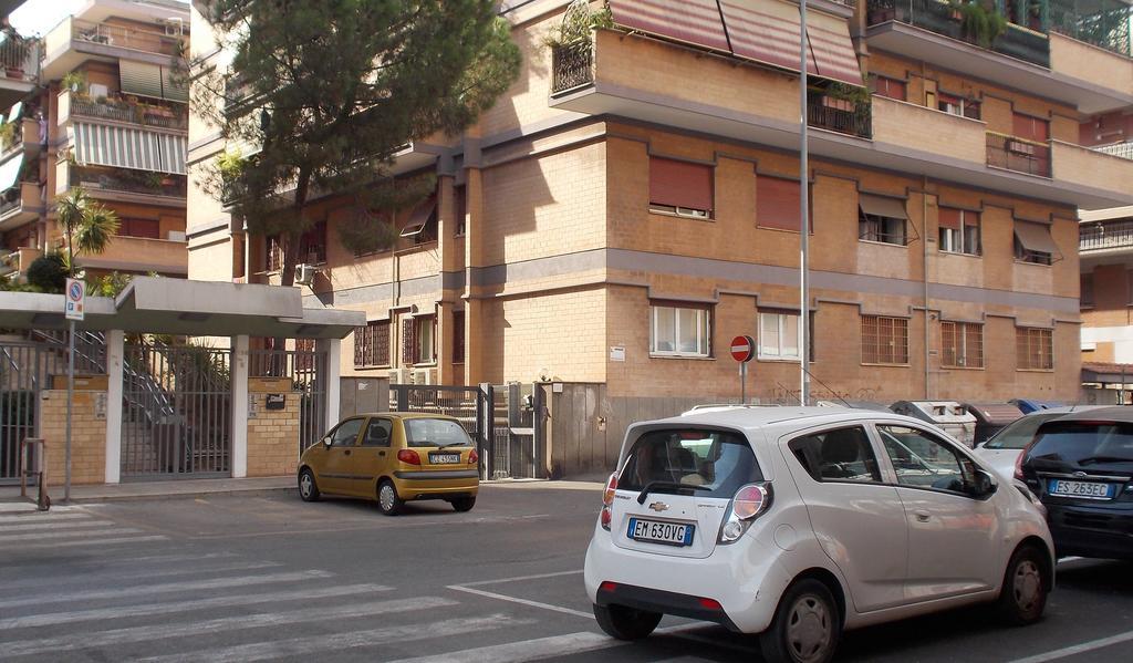 Roma Tourist House Hotel Buitenkant foto