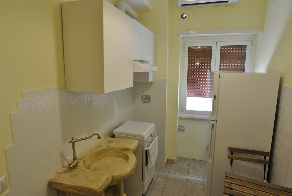 Roma Tourist House Hotel Buitenkant foto